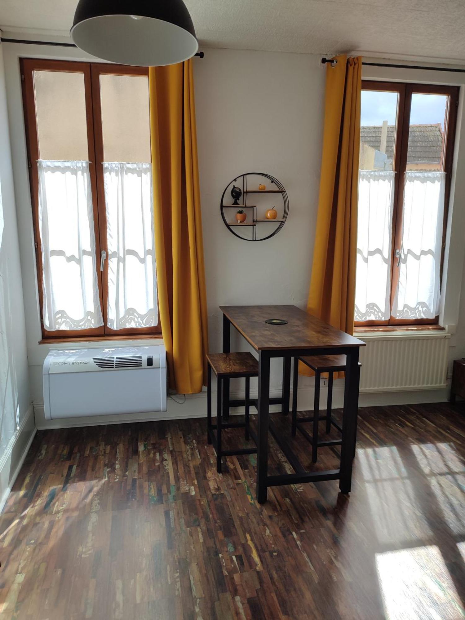 Appartement T1 Lumineux Et Climatise à Chagny  Extérieur photo